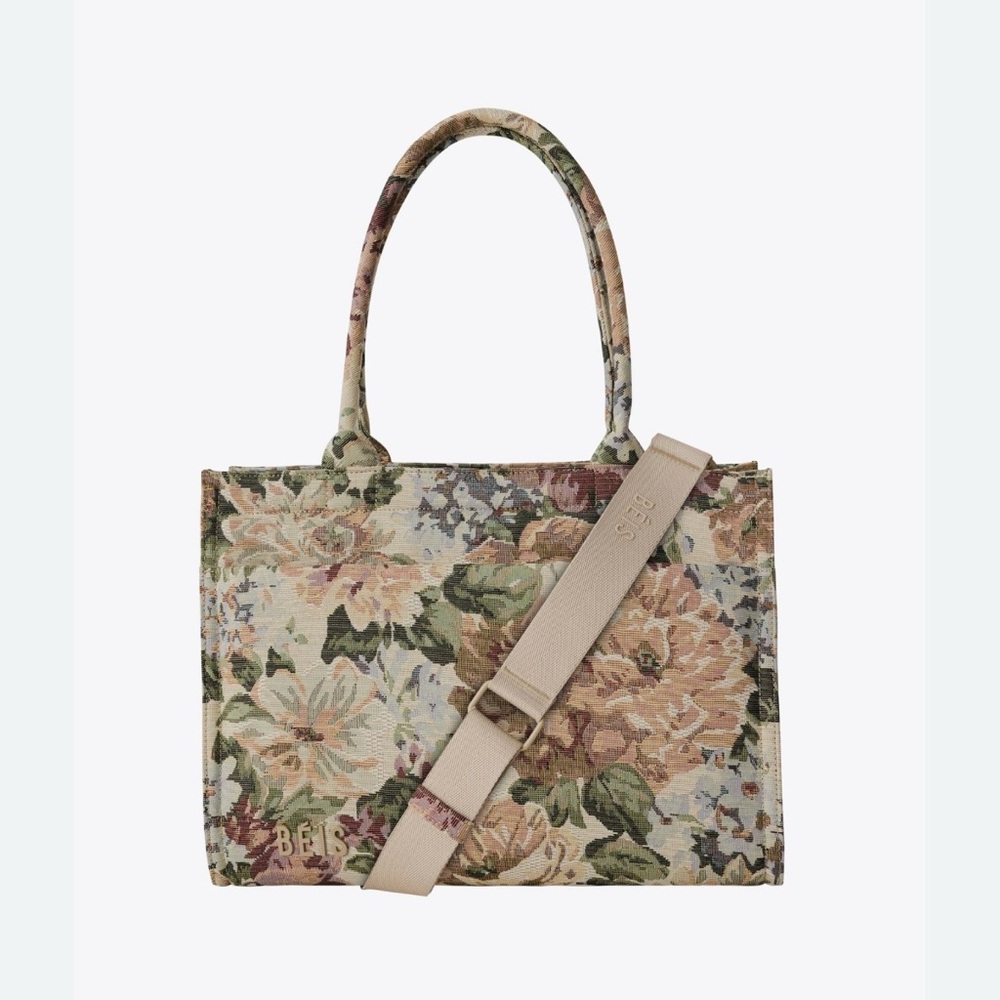 ✨ISO✨ BEIS Vintage Floral Book Tote - DO NOT PURCHASE LISTING